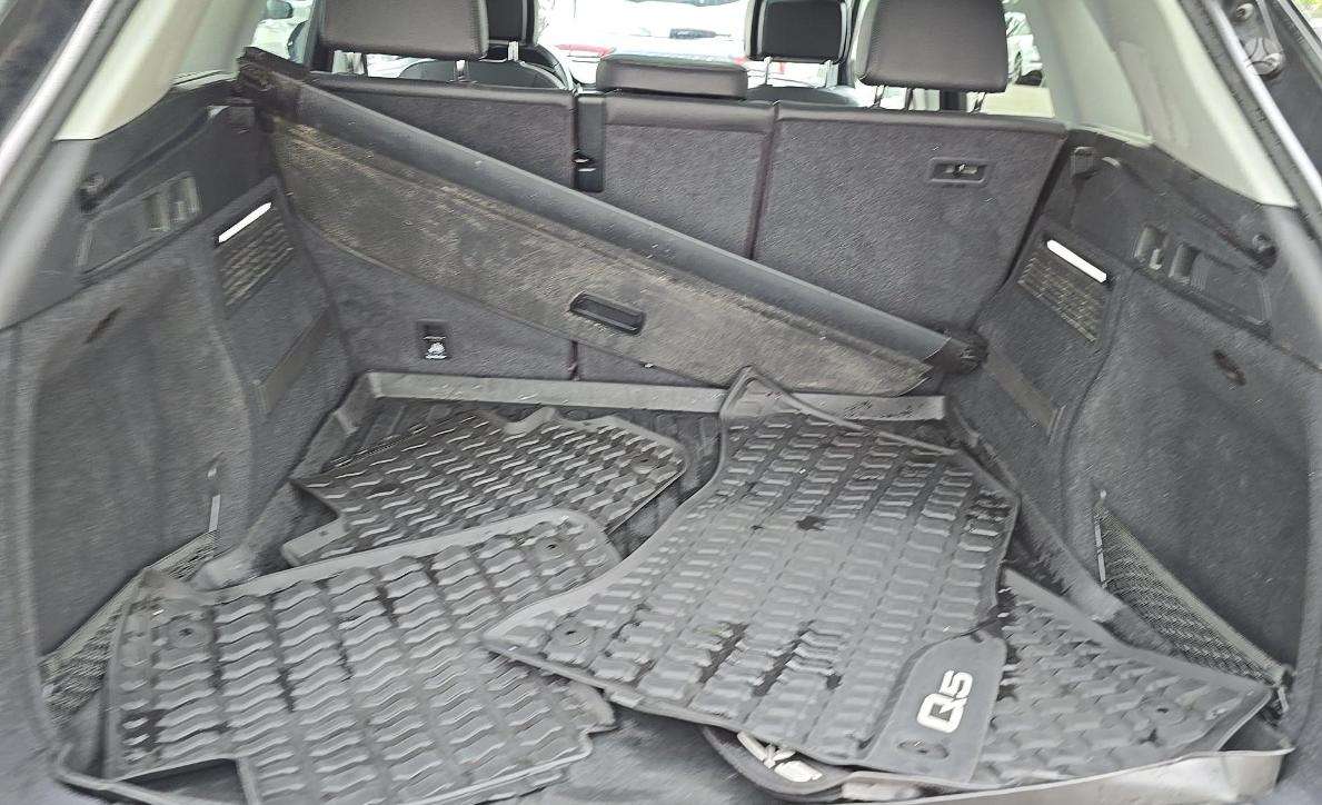 Audi Q5, 2.0 l., Внедорожник / Кроссовер