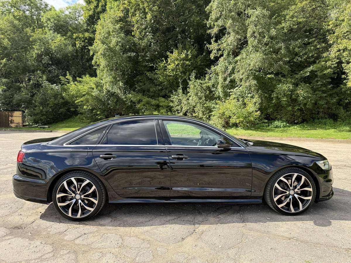 Audi A6, 2.0 l., Седан