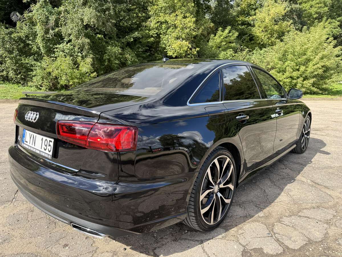 Audi A6, 2.0 l., Седан