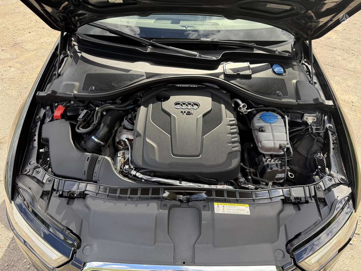 Audi A6, 2.0 l., Седан