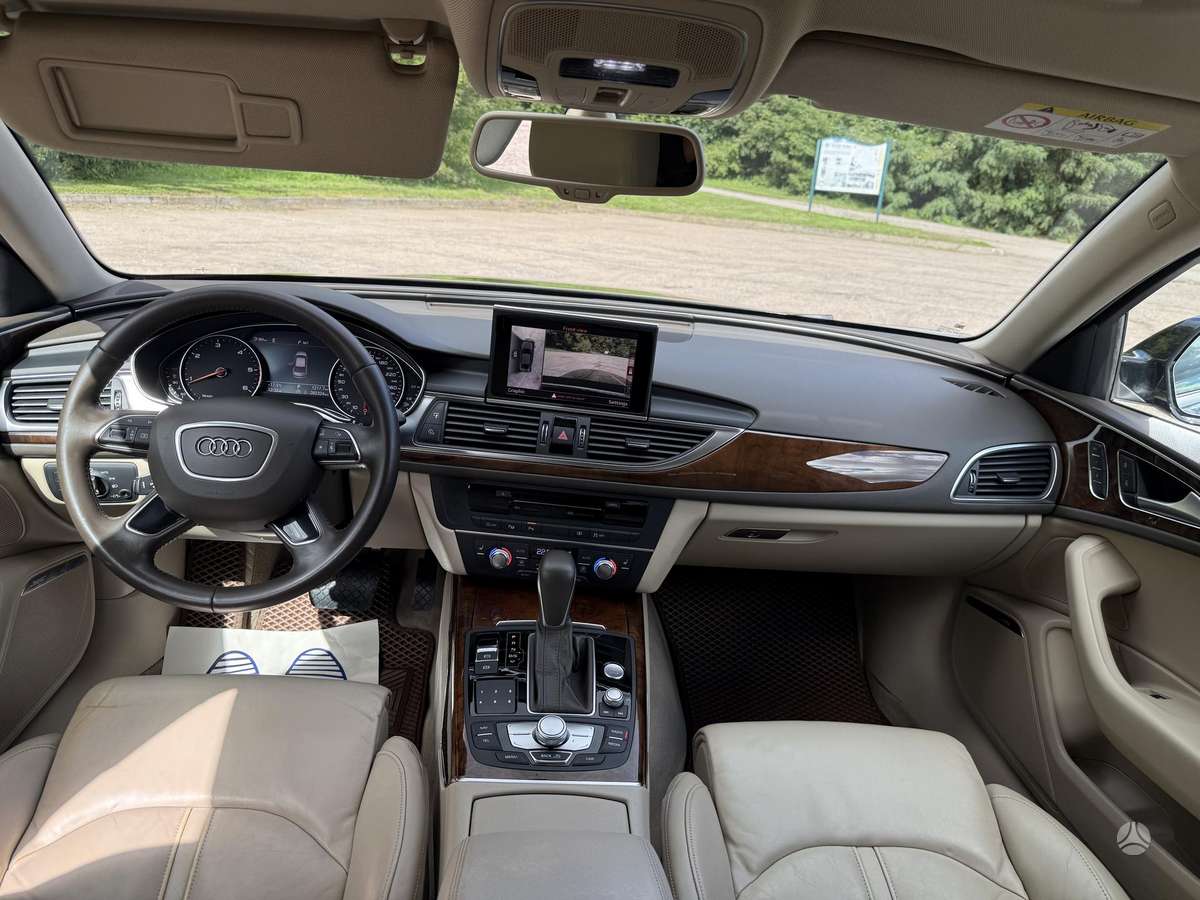 Audi A6, 2.0 l., Седан