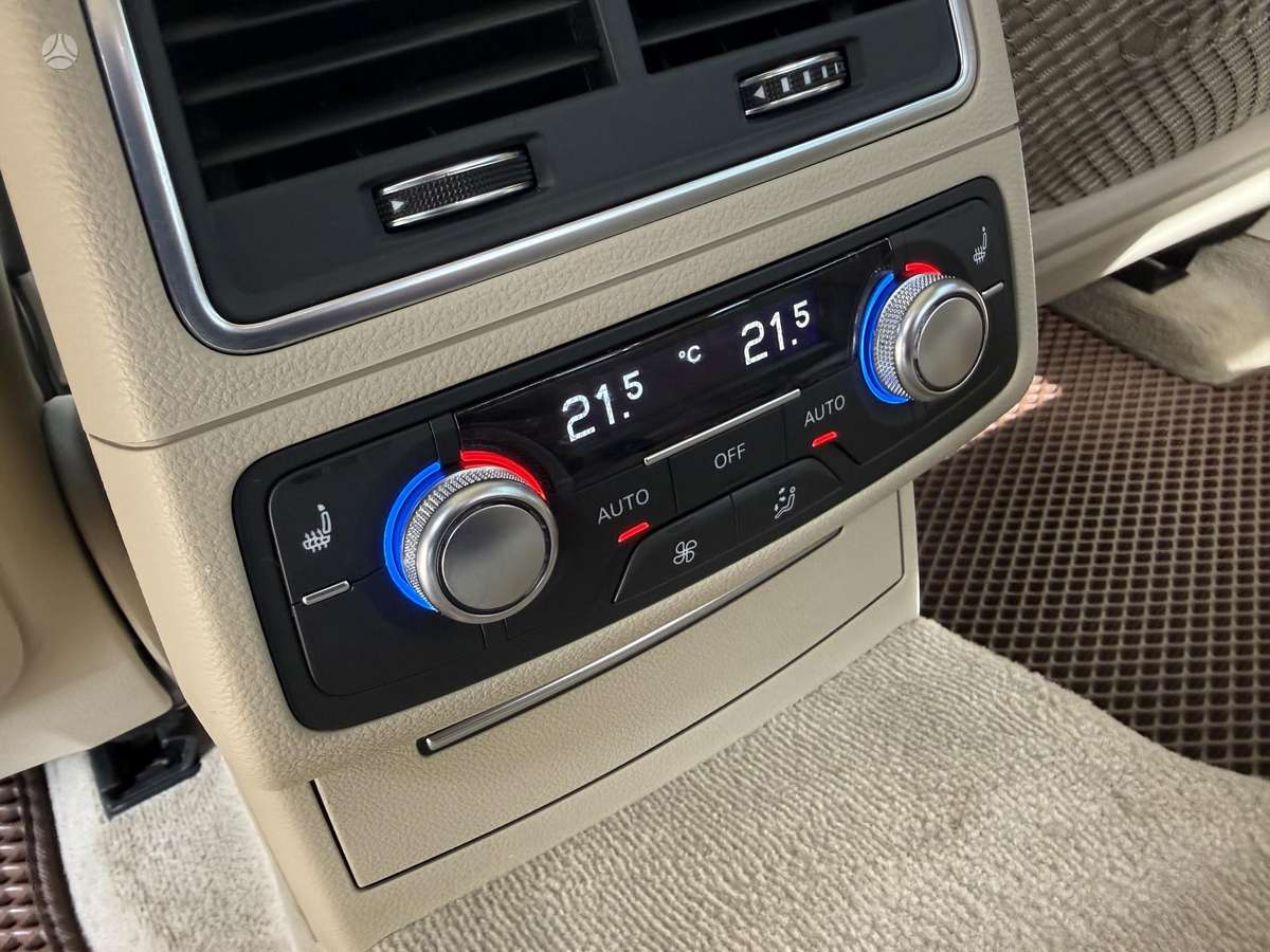 Audi A6, 2.0 l., Седан