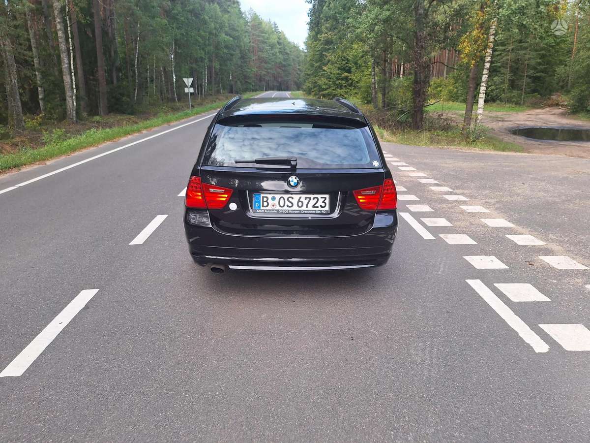 BMW 320, 2.0 l., wagon