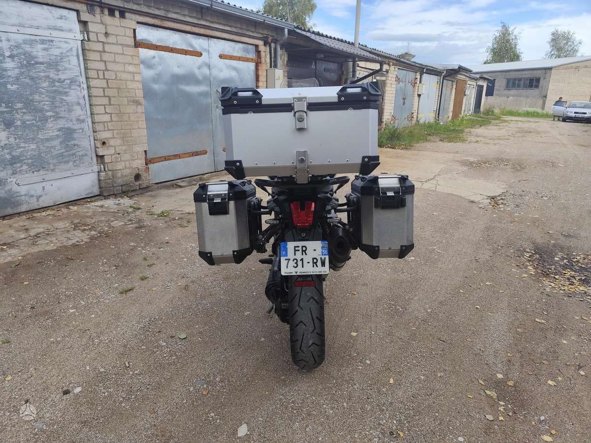 Triumph Tiger 1215cc, enduro / adventure