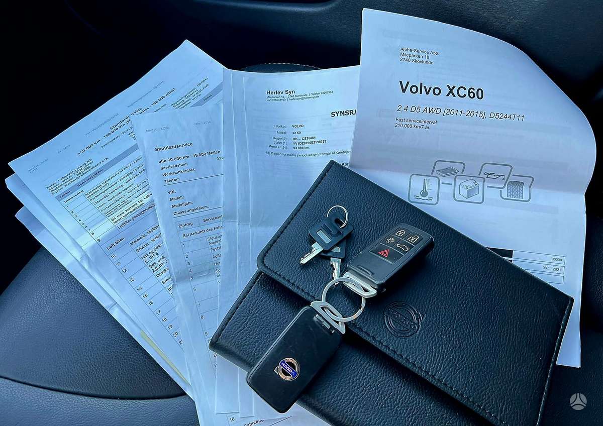 Volvo XC60 - 2