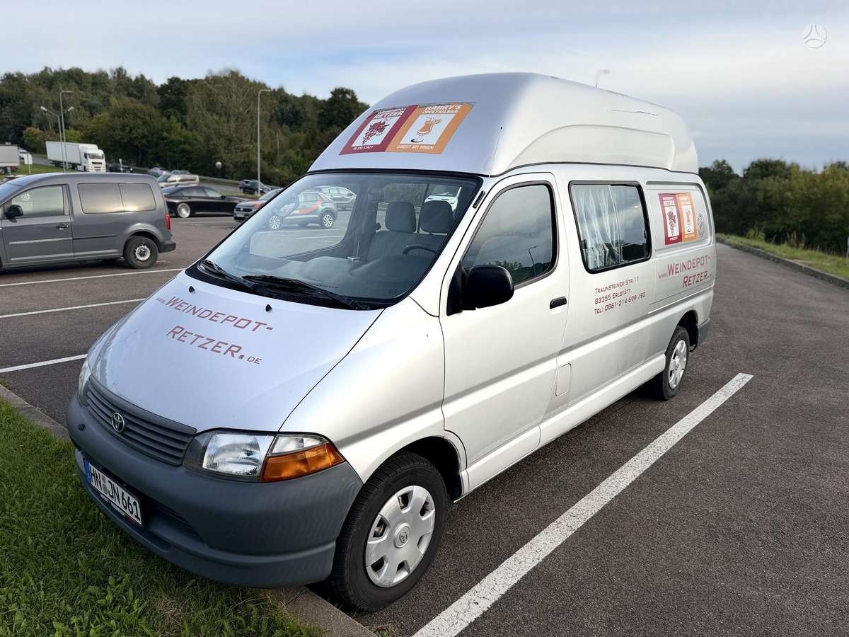 Toyota Hiace - 3