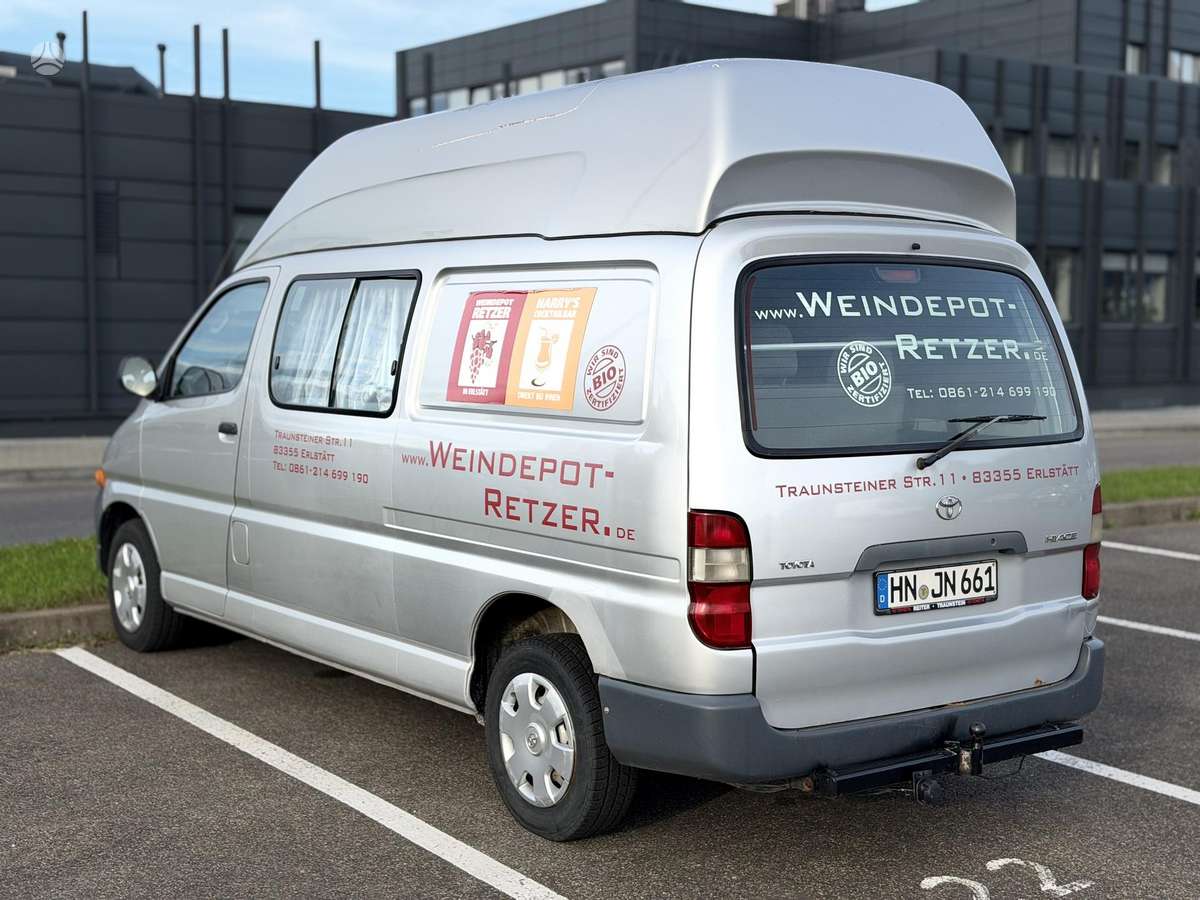 Toyota Hiace - 5