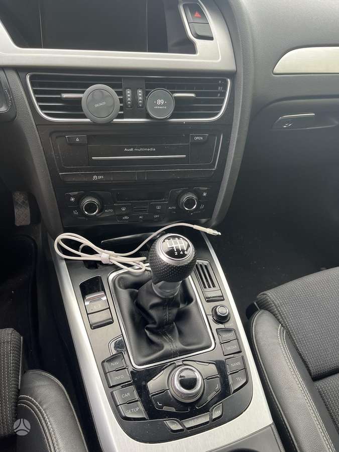 Audi A4, 2.0 l., Универсал