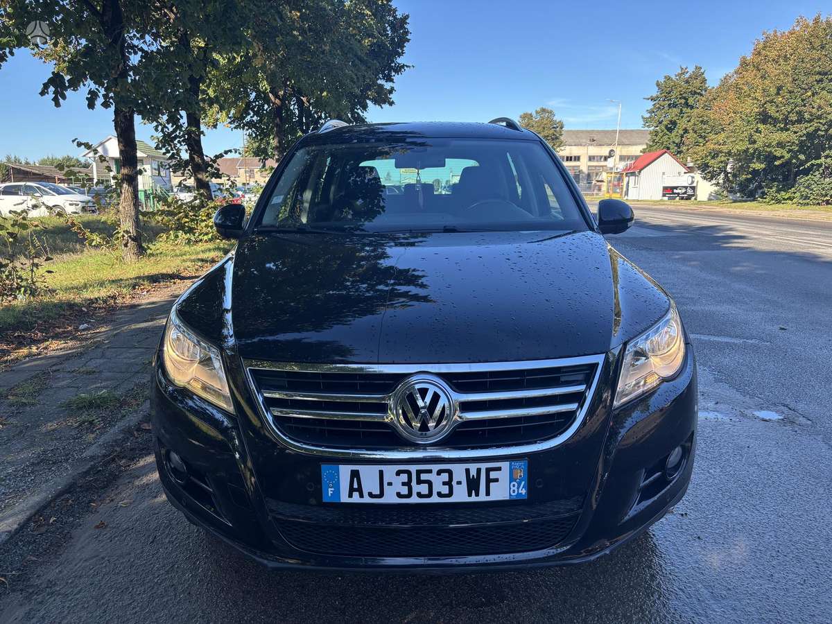 Volkswagen Tiguan - 3
