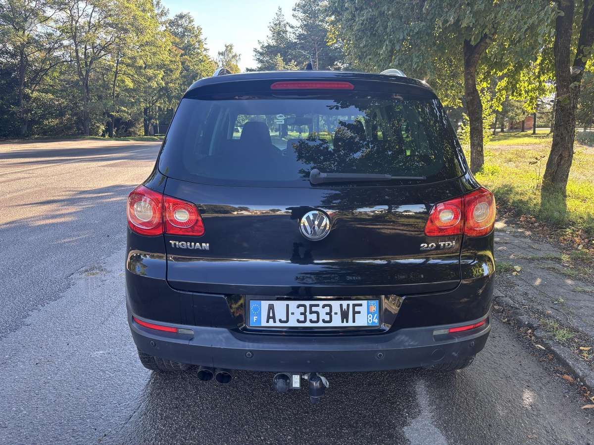 Volkswagen Tiguan - 6
