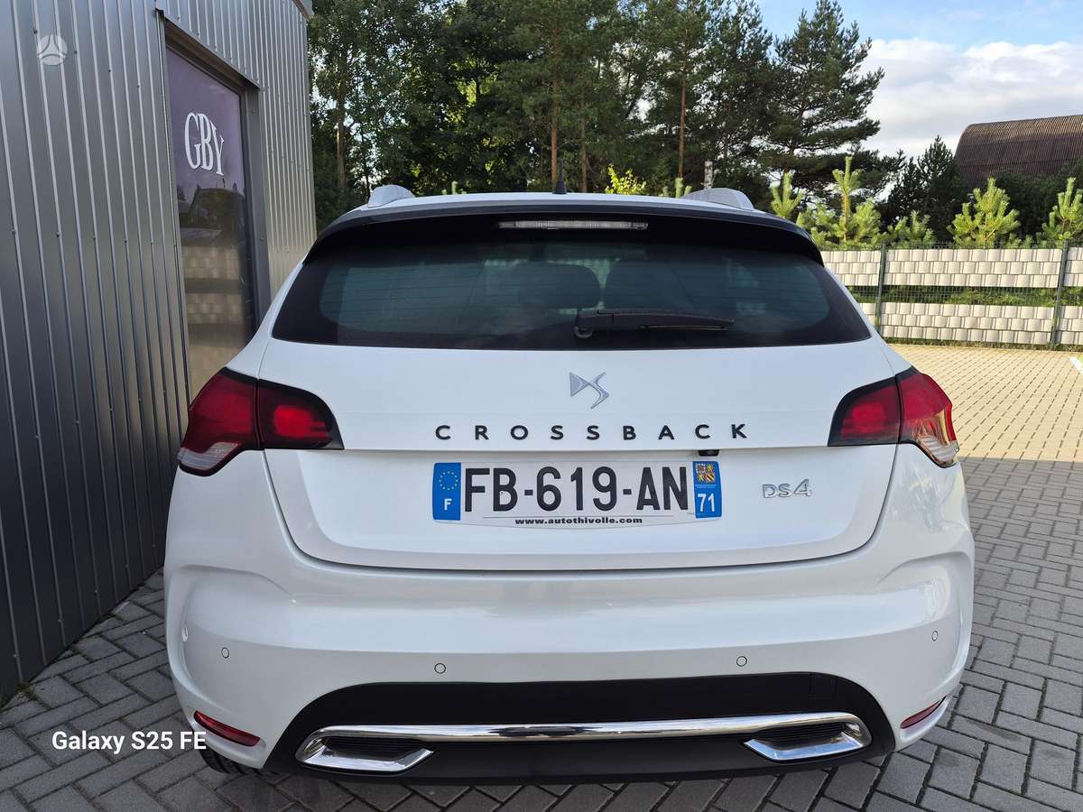 Citroen DS4, 1.2 l., hatchback