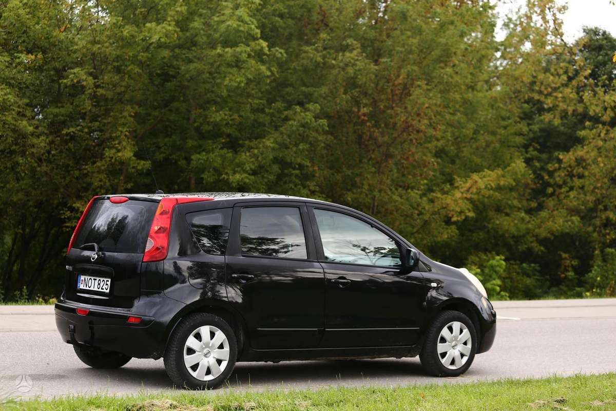 Nissan Note, 1.4 l., Универсал