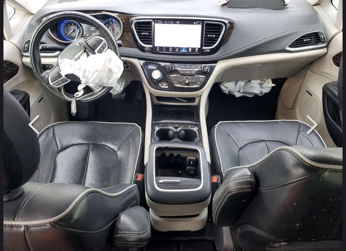 Chrysler Pacifica, 3.6 l., Минивэн