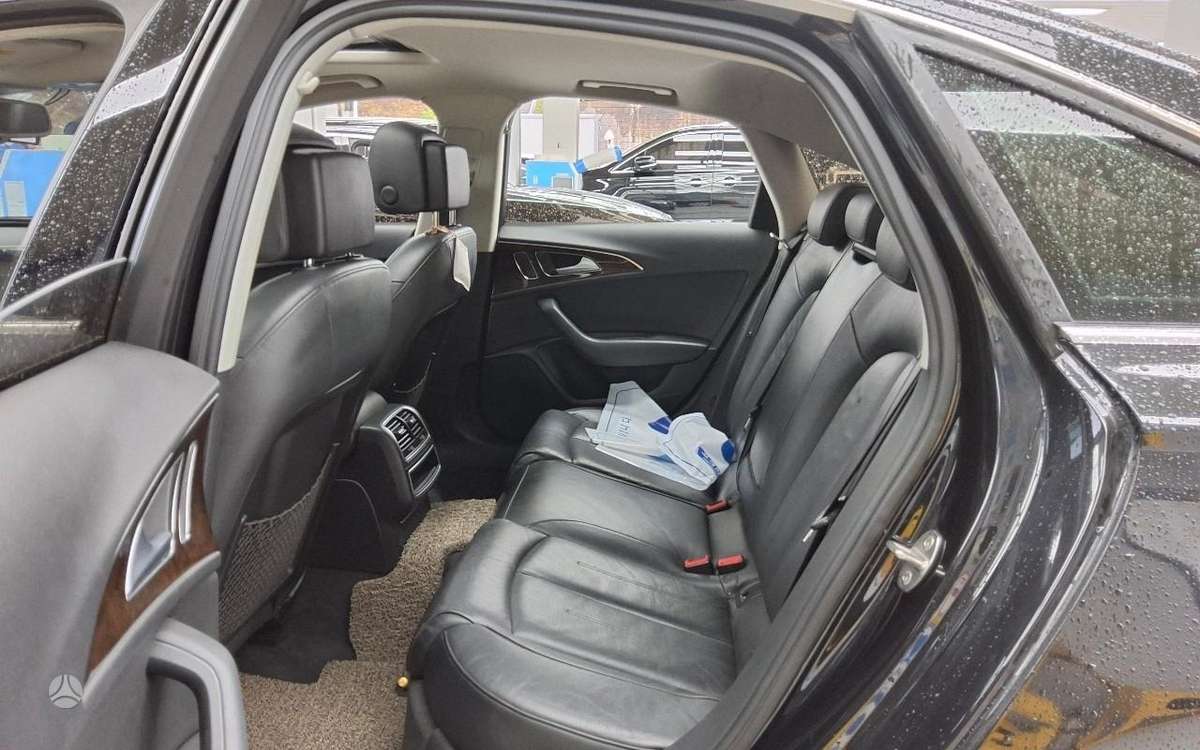 Audi A6, 3.0 l., Седан