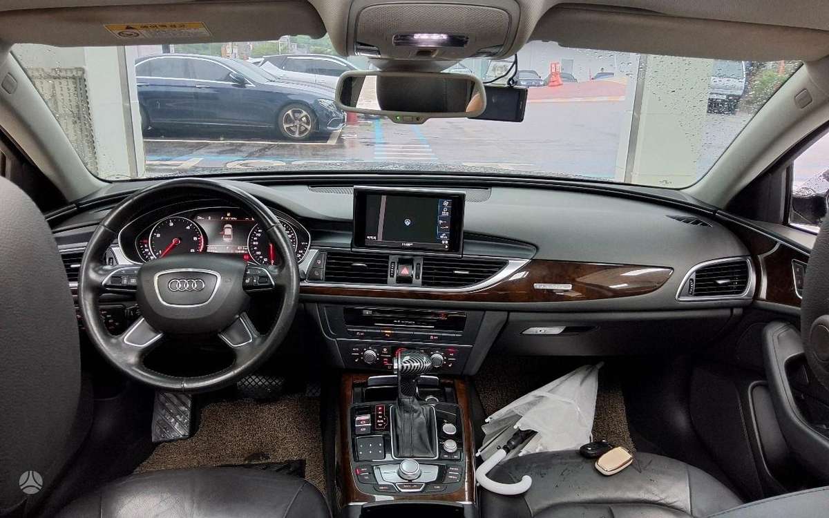 Audi A6, 3.0 l., Седан