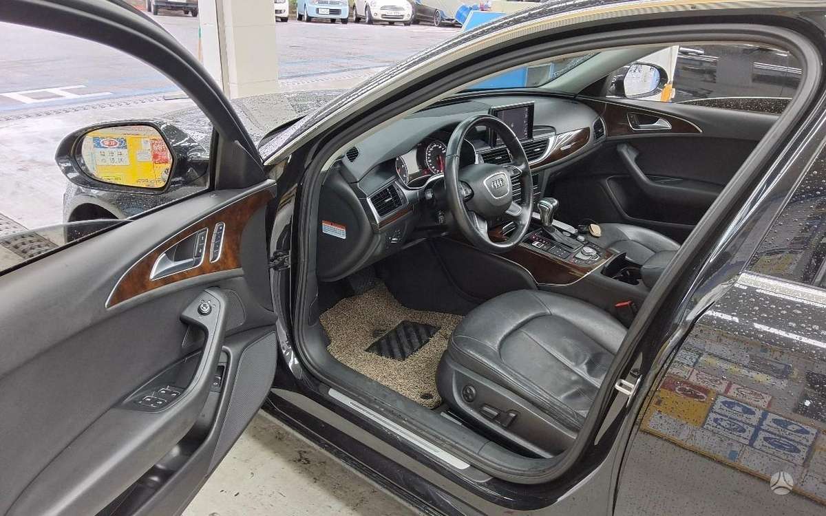 Audi A6, 3.0 l., Седан