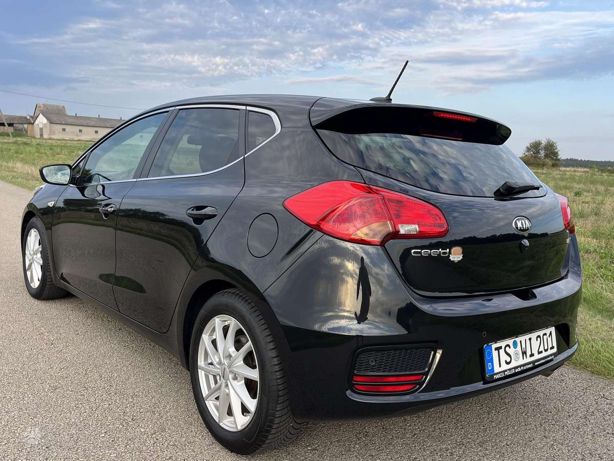 Kia Ceed, 1.0 l., Хэтчбек