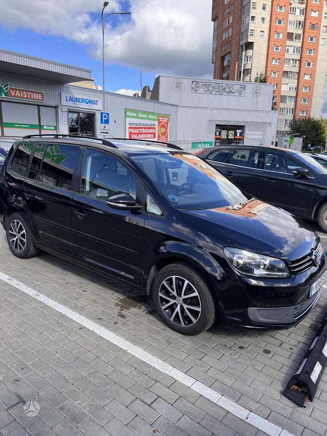 Volkswagen Touran - 2