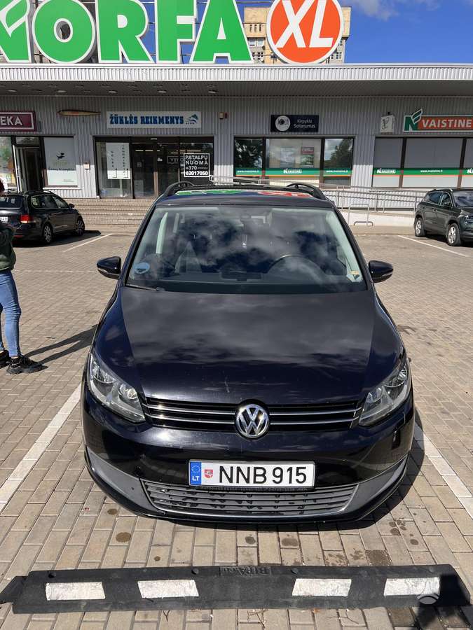 Volkswagen Touran - 3