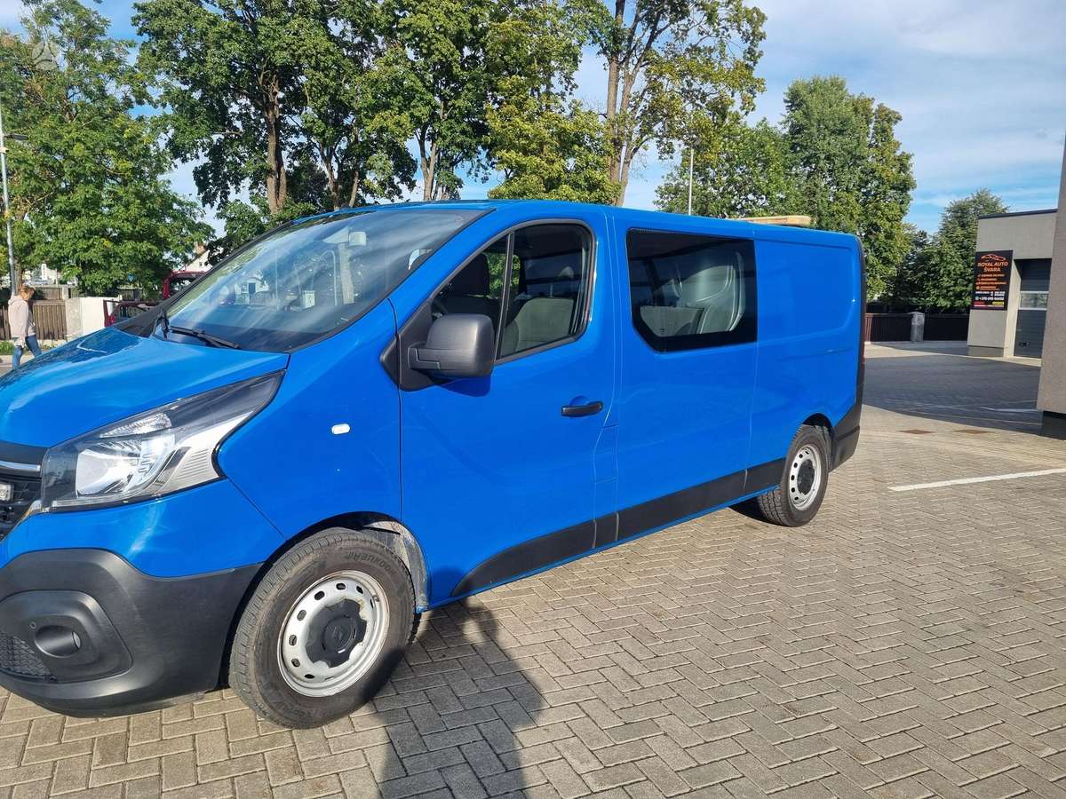 Renault Trafic - 1