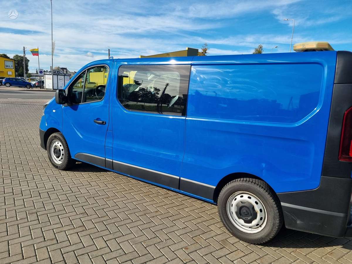 Renault Trafic - 2