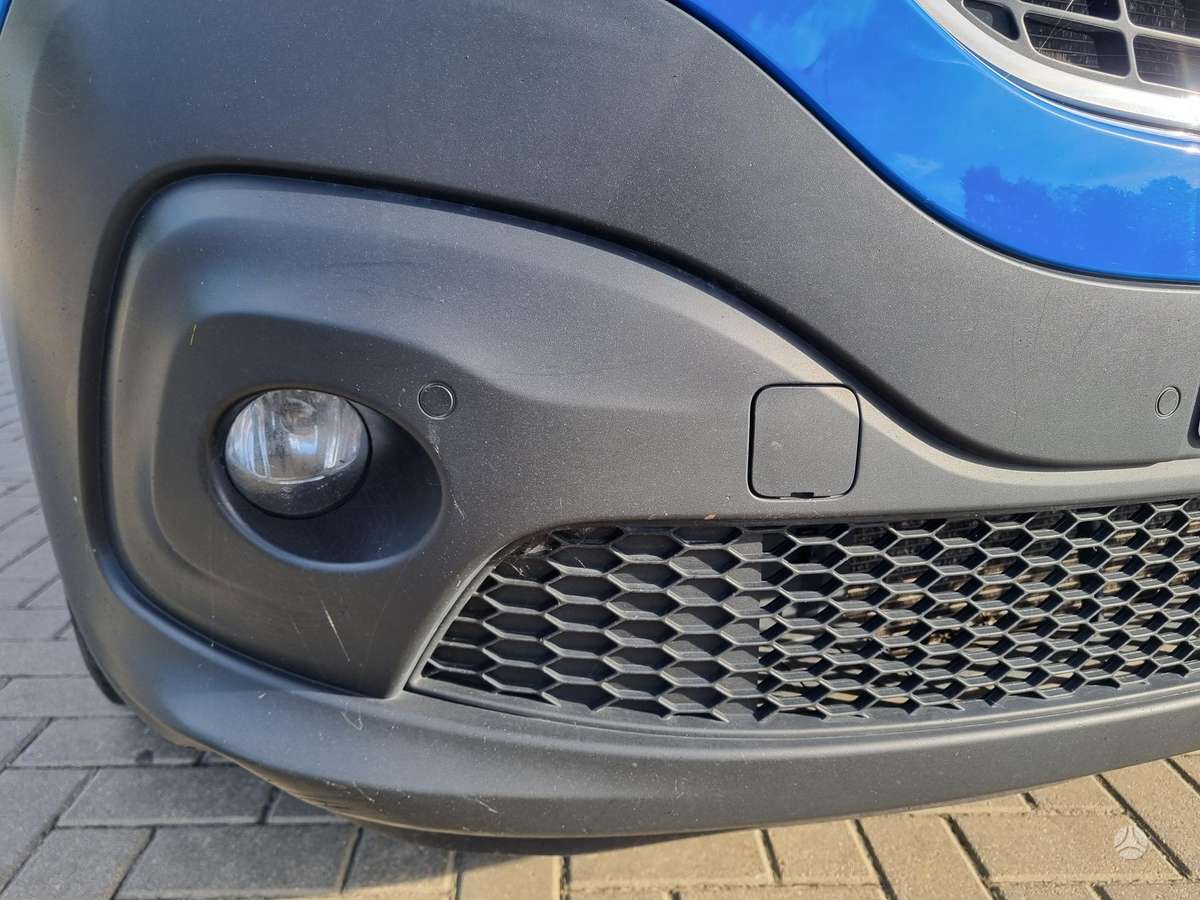 Renault Trafic - 4
