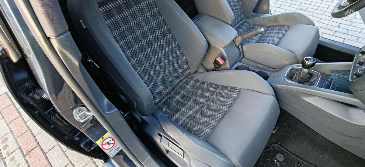 Volkswagen Golf, 2.0 l., hatchback