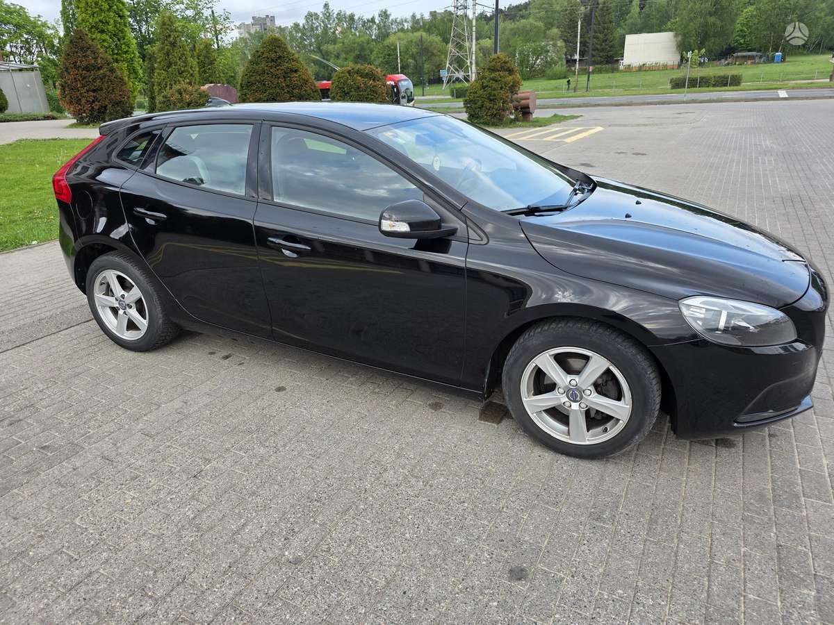 Volvo V40 - 3