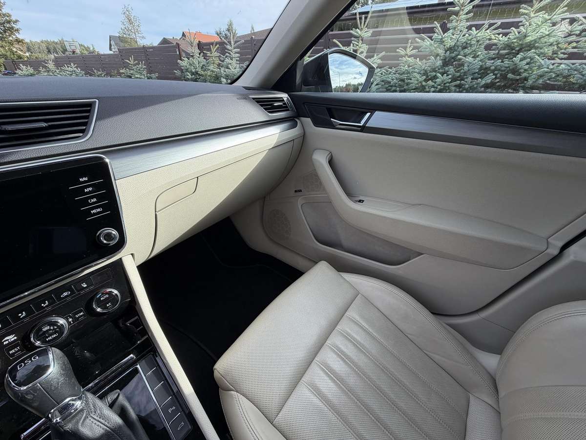 Škoda Superb - 10