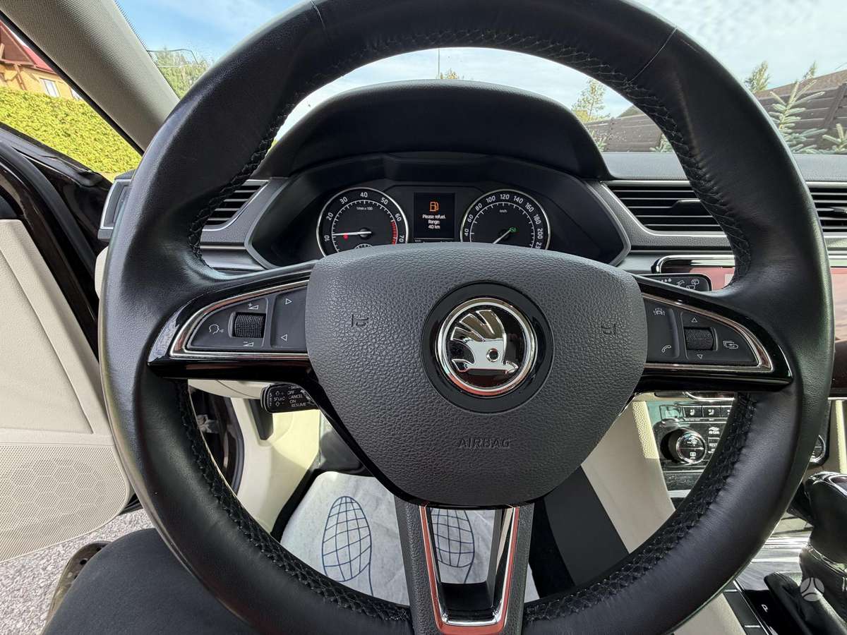 Škoda Superb - 11