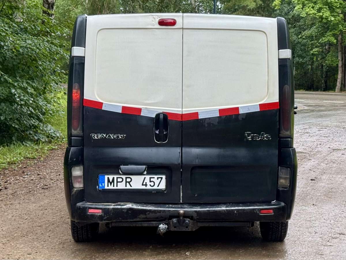 Renault Trafic - 8