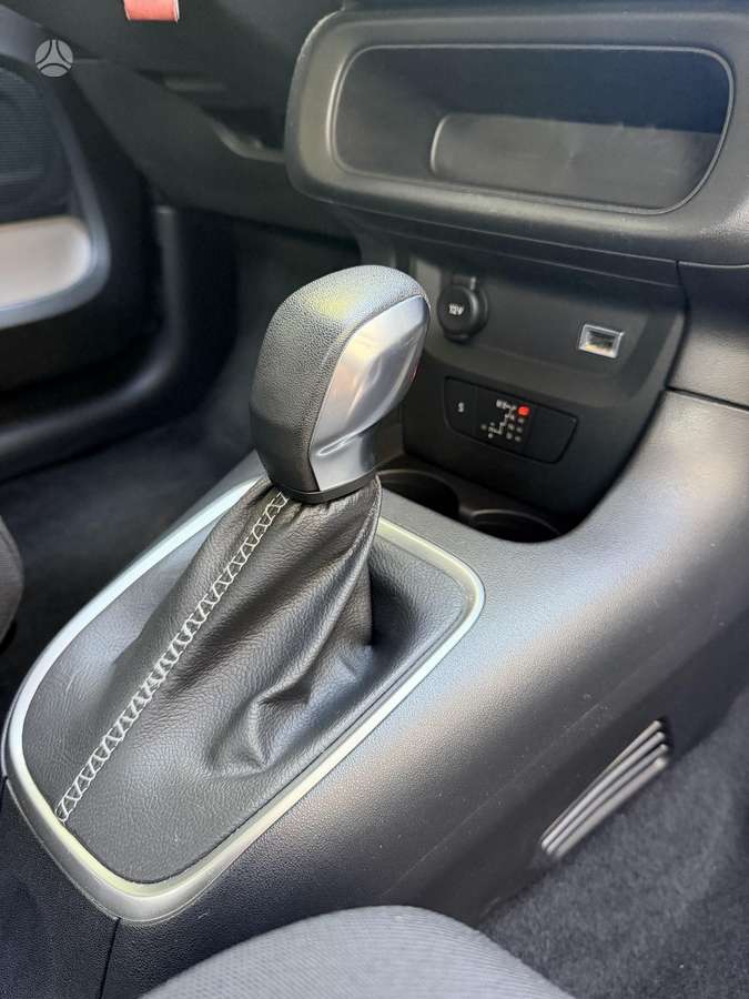 Citroen C3, 1.2 l., Хэтчбек