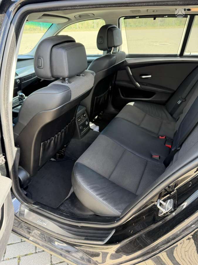 BMW 520, 2.0 l., wagon