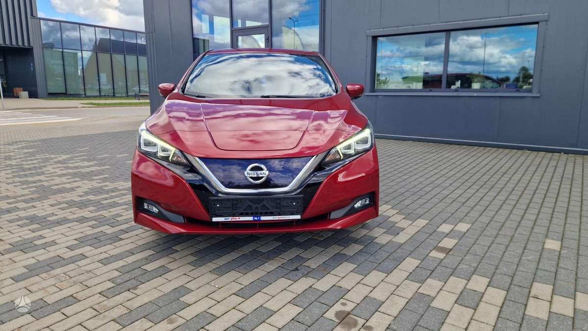 Nissan Leaf, Хэтчбек