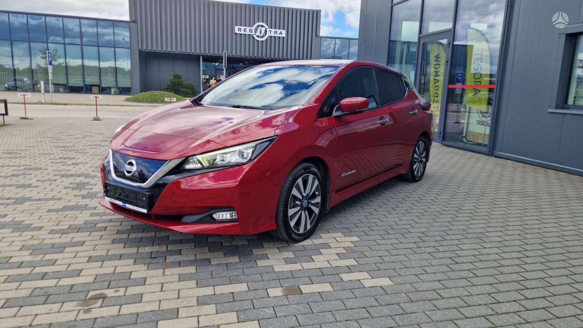 Nissan Leaf, Хэтчбек