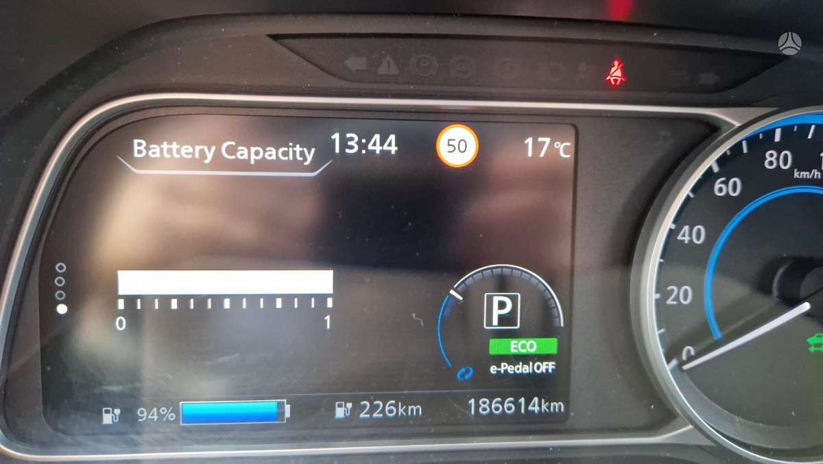 Nissan Leaf, Хэтчбек