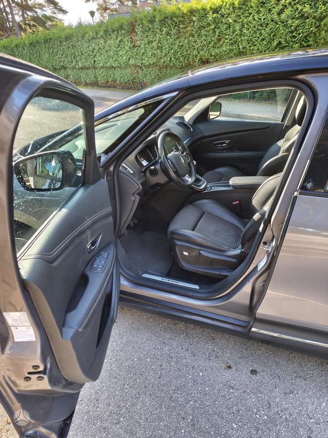 Renault Scenic - 9