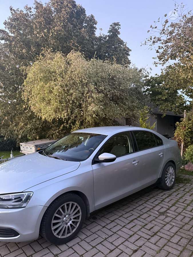Volkswagen Jetta, 1.2 l., Седан