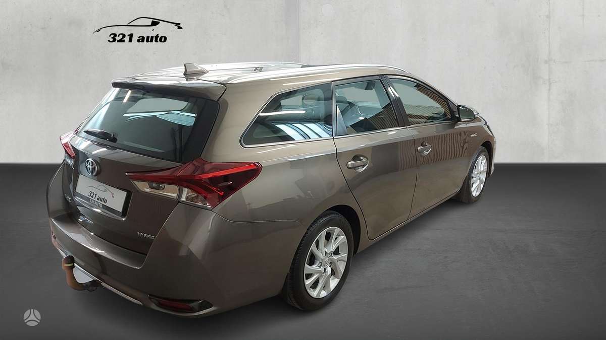 Toyota Auris - 5
