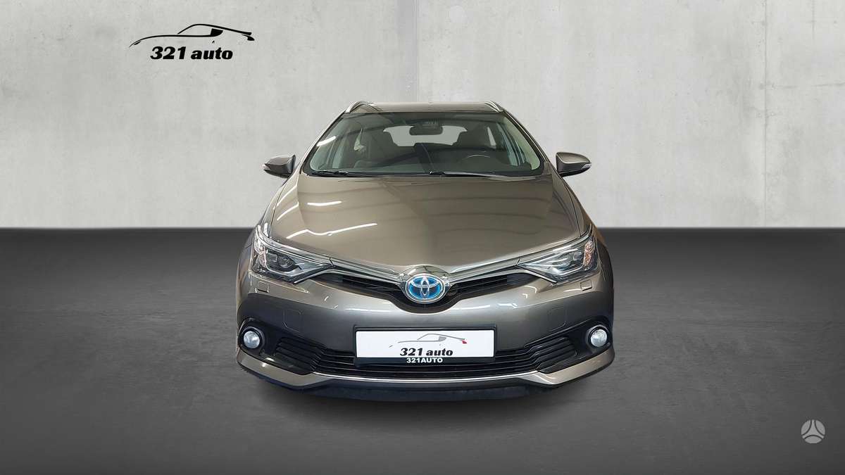 Toyota Auris - 8