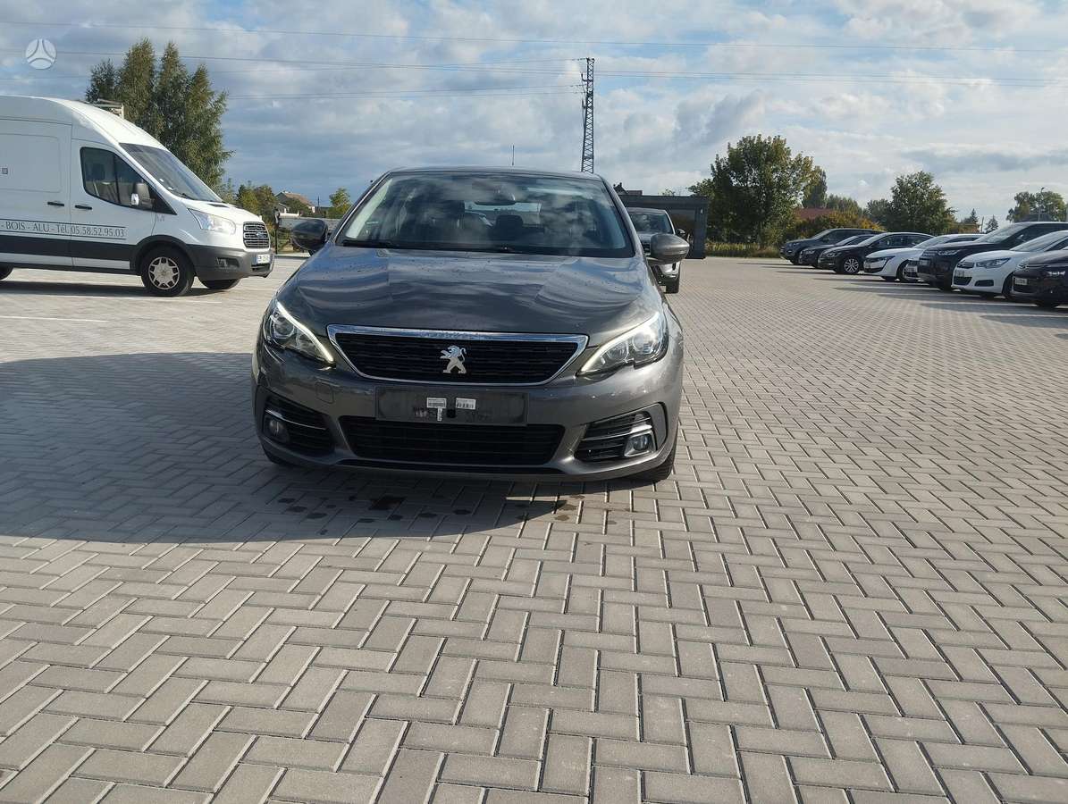 Peugeot 308 - 1