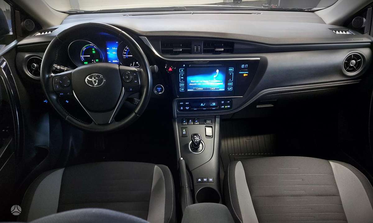 Toyota Auris - 10