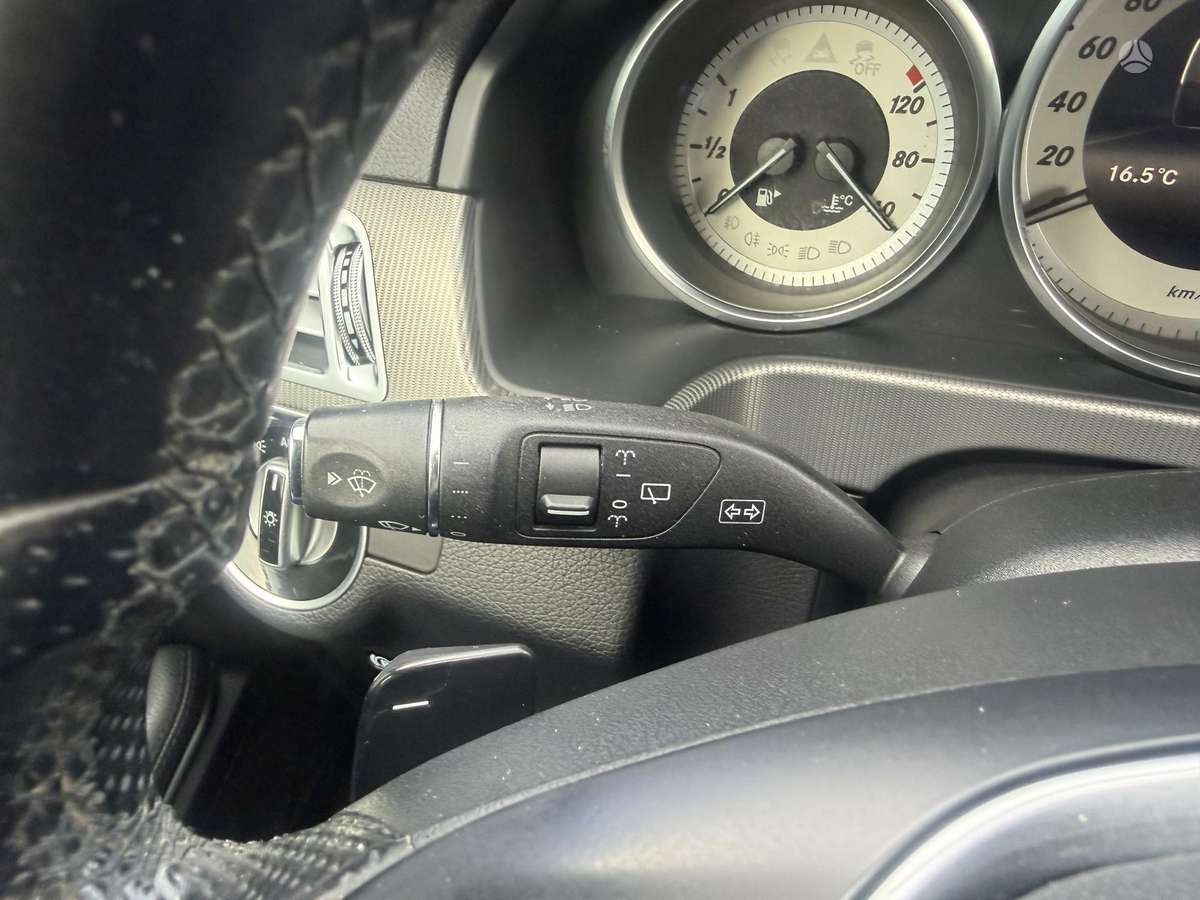 Mercedes-Benz E220, 2.1 l., Универсал