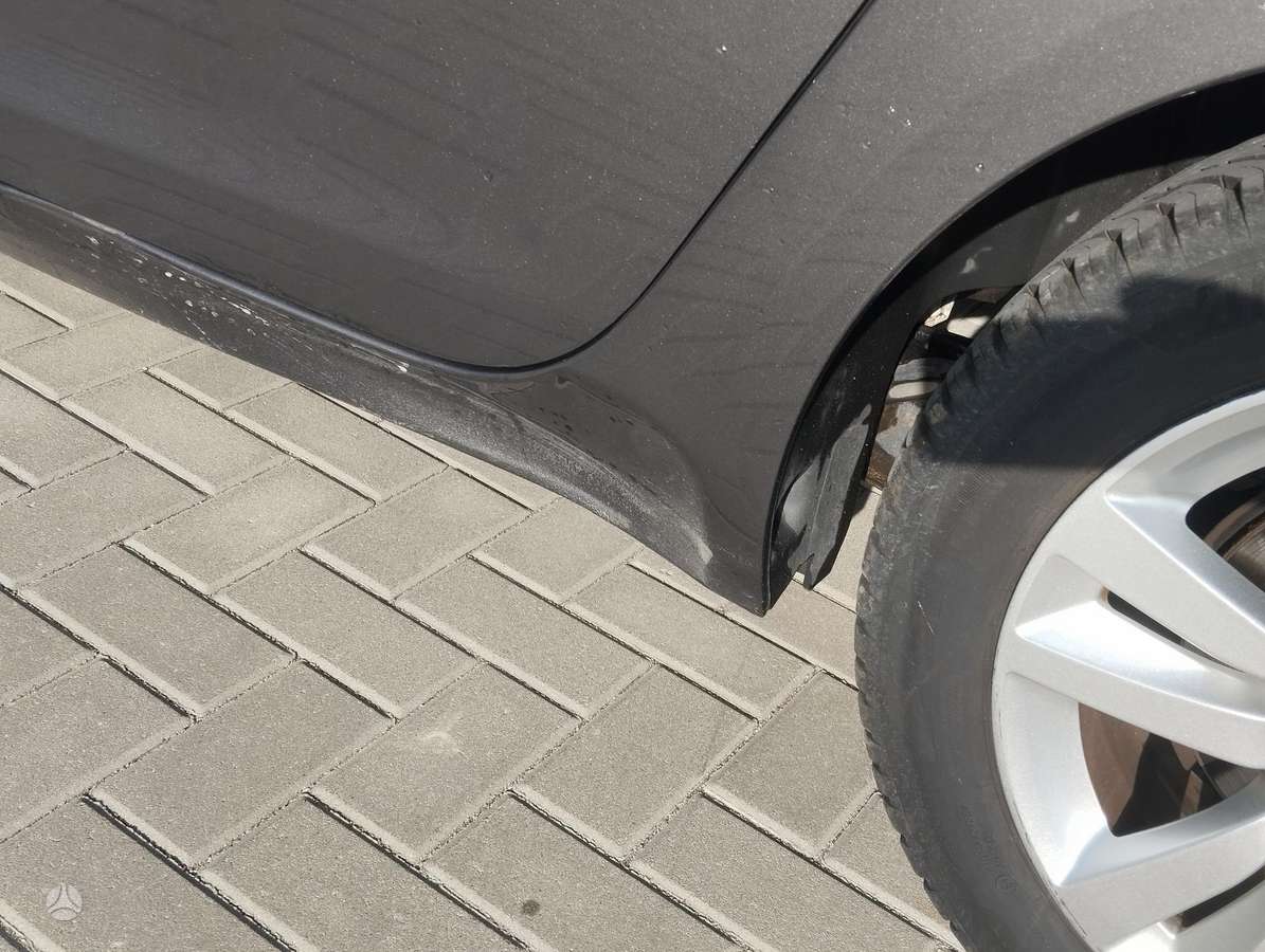Peugeot 308 - 8