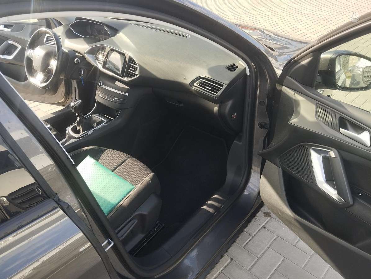 Peugeot 308 - 9