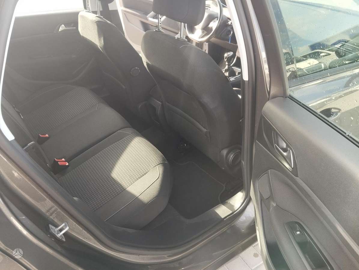 Peugeot 308 - 10