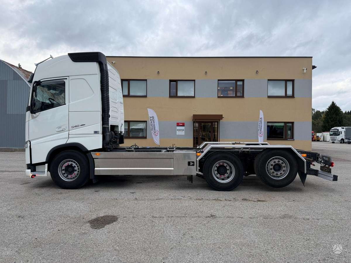 Volvo FH540, шасси