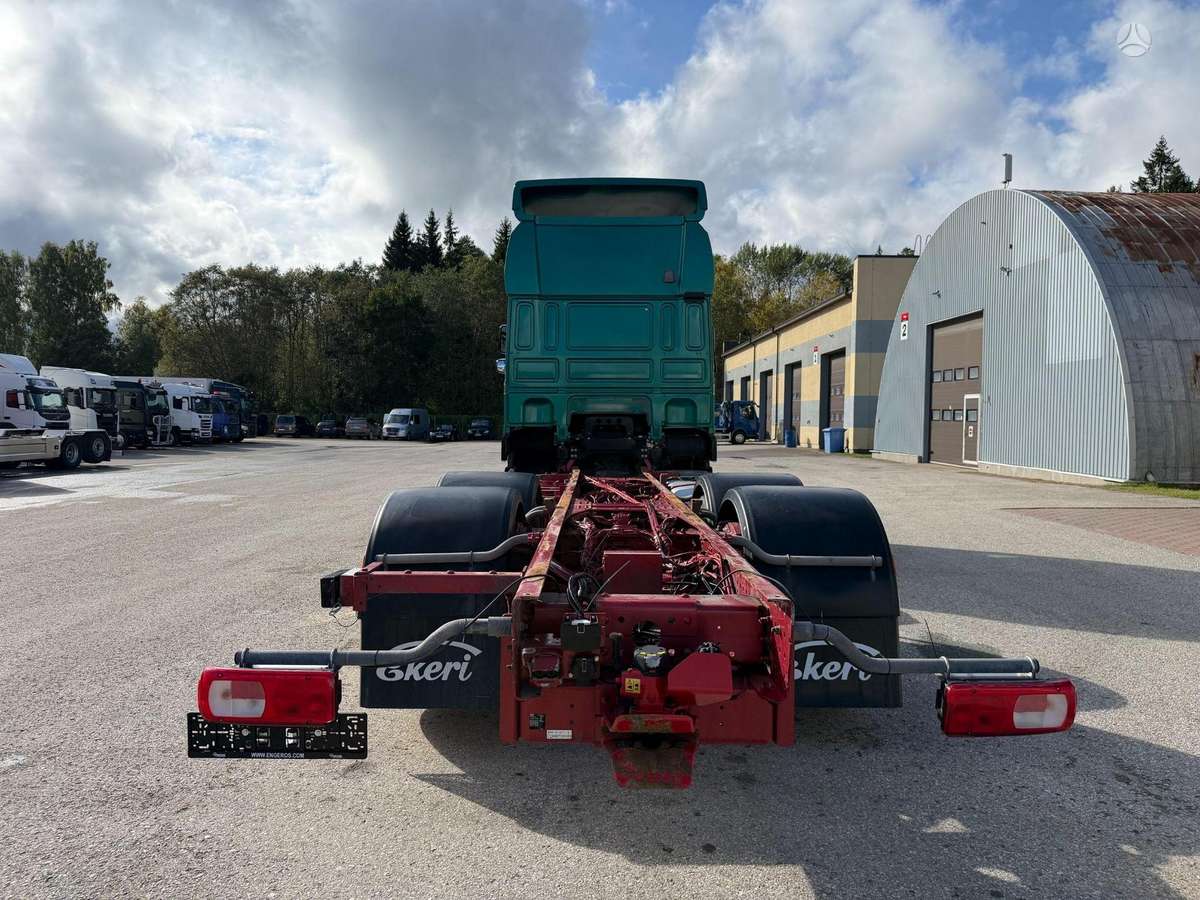 DAF XF530, cab-chassis trucks