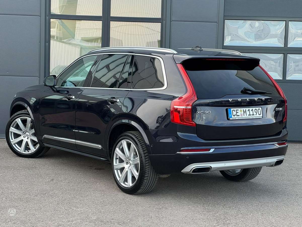 Volvo XC90 - 6