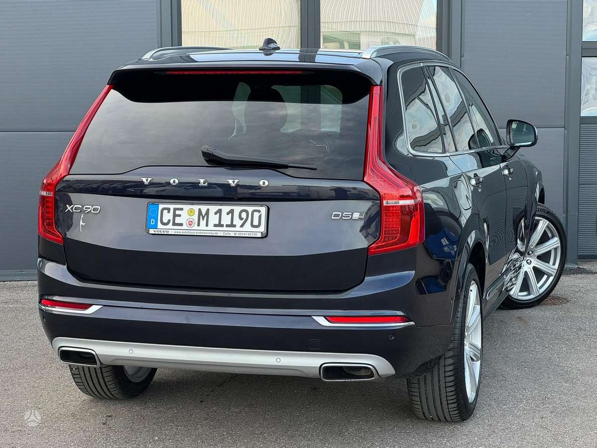 Volvo XC90 - 10